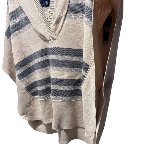 American Eagle Poncho Striped Knit V Neck Hooded Sweater Cream Gray Sz XS Small - Picture 4 of 6